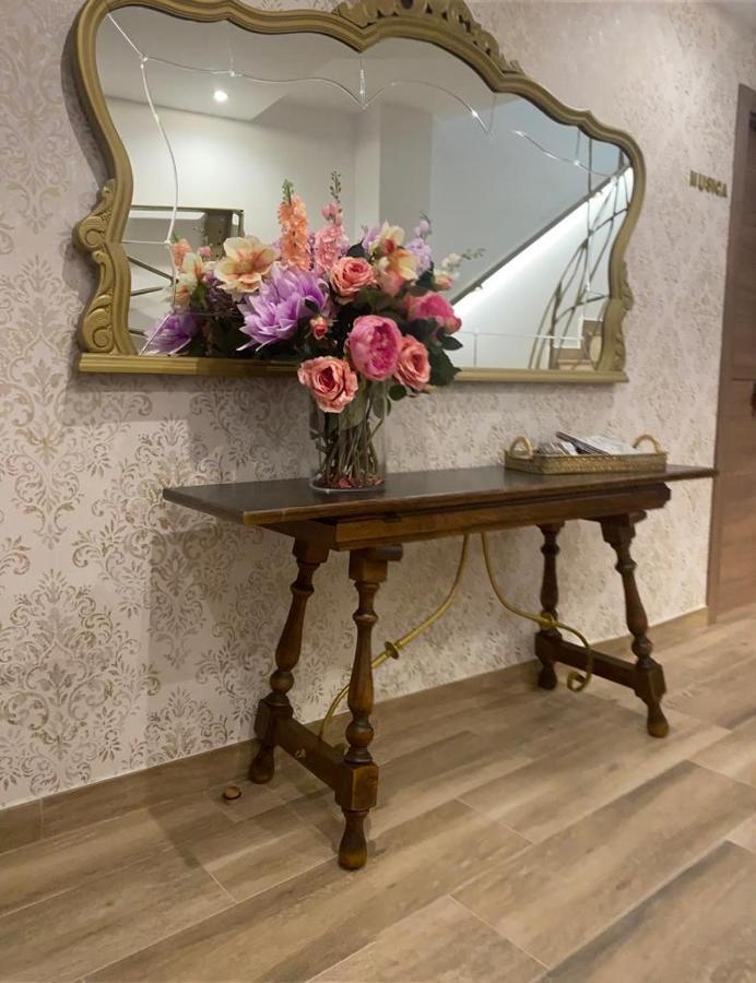 Ateneo Cuenca Suites Con Cocina En El Casco Historico Eksteriør billede