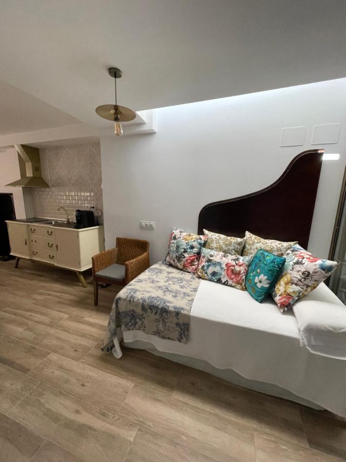 Ateneo Cuenca Suites Con Cocina En El Casco Historico Eksteriør billede