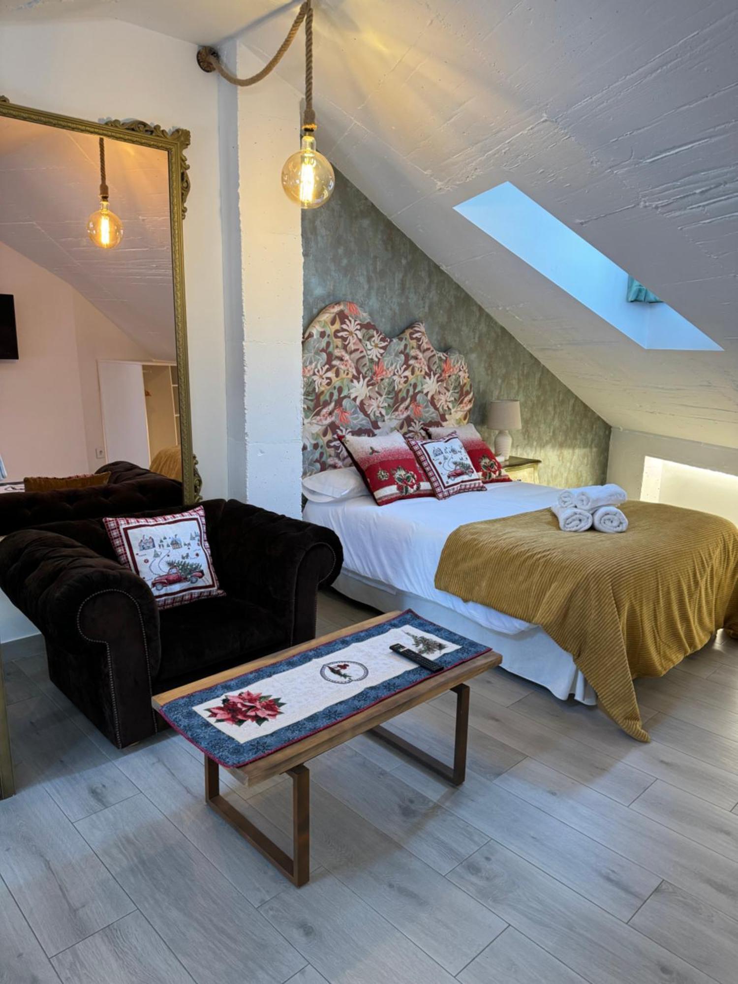 Ateneo Cuenca Suites Con Cocina En El Casco Historico Eksteriør billede